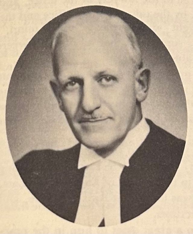 1546058a.jpg